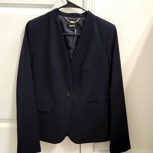 DKNY Blazer. Navy Blue, size 4